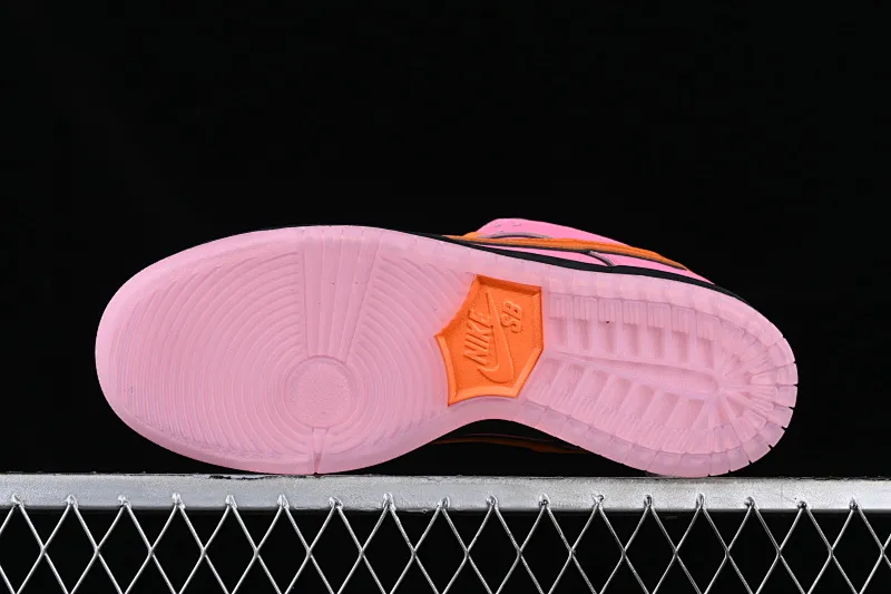All Categories Nk SB Dunk Series Nk SB Dunk Low Low-top sneakers Pure original version The Powerpuff Girls x Nk SB Dunk Low Powerpuff Girls joint model Low-top casual sneakers FD2631-600